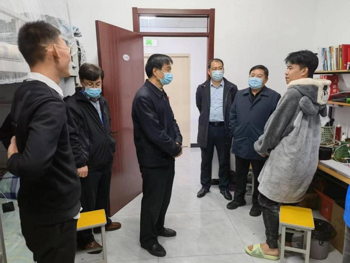 陈书记 计算机系1.jpg